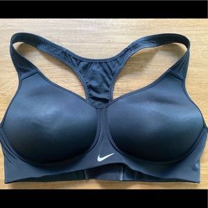 COPY - Nike Dry Fit sports bra